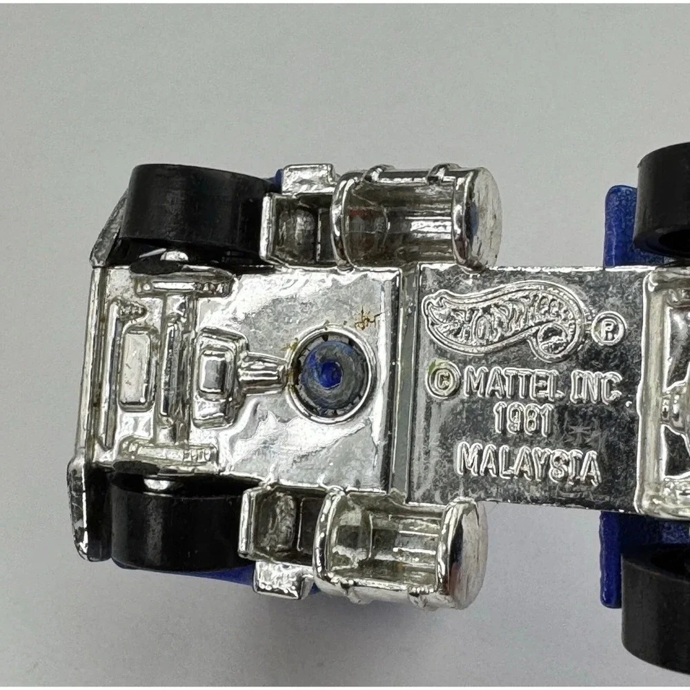 Hot Wheels Rapid Delivery Blue Semi Truck Cab 1981 Mattel Malaysia Vintage‎